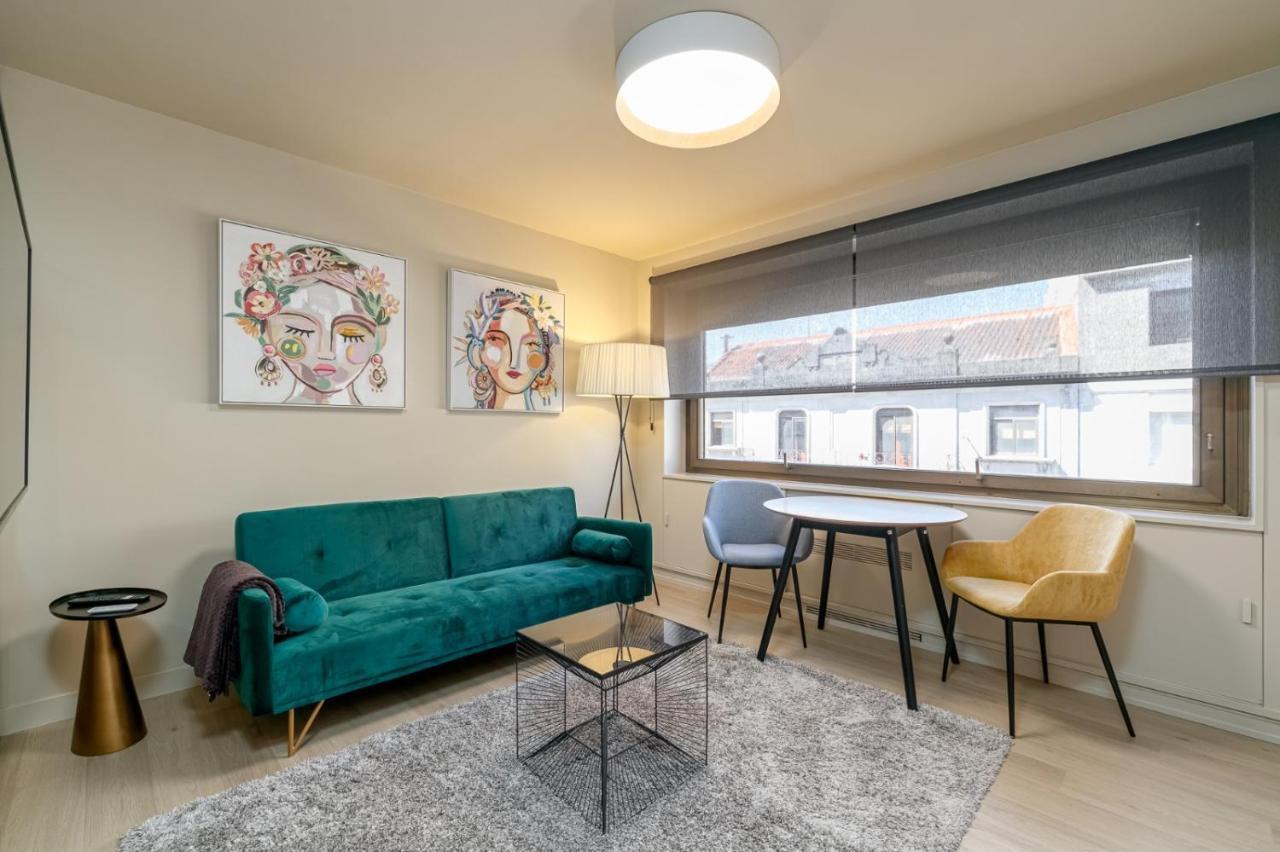 Suite De Lujo Puerta Del Sol+Parking วิโก ภายนอก รูปภาพ
