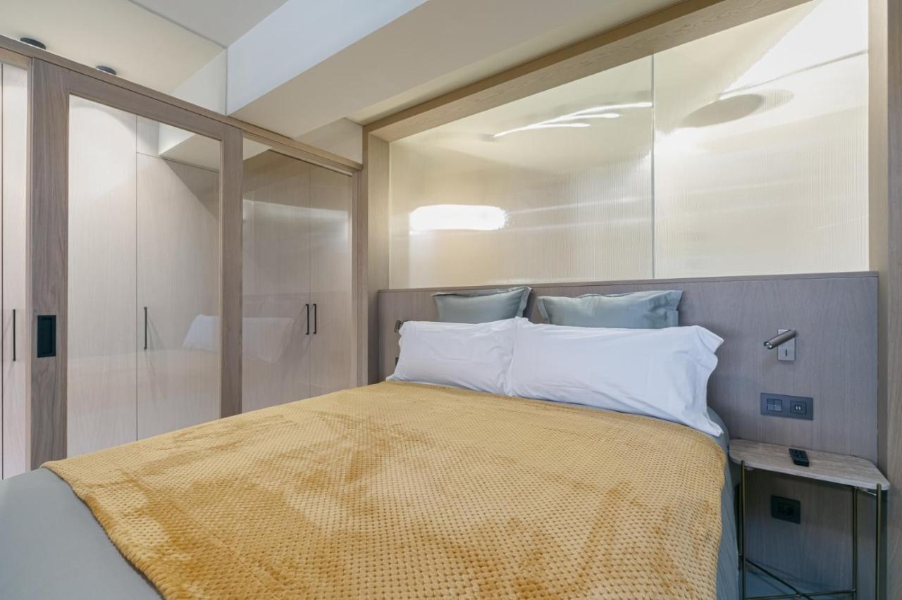 Suite De Lujo Puerta Del Sol+Parking วิโก ภายนอก รูปภาพ
