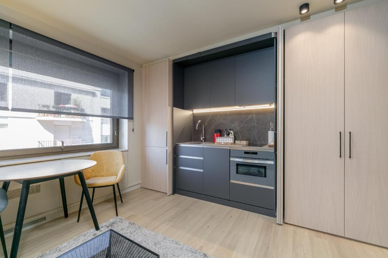 Suite De Lujo Puerta Del Sol+Parking วิโก ภายนอก รูปภาพ